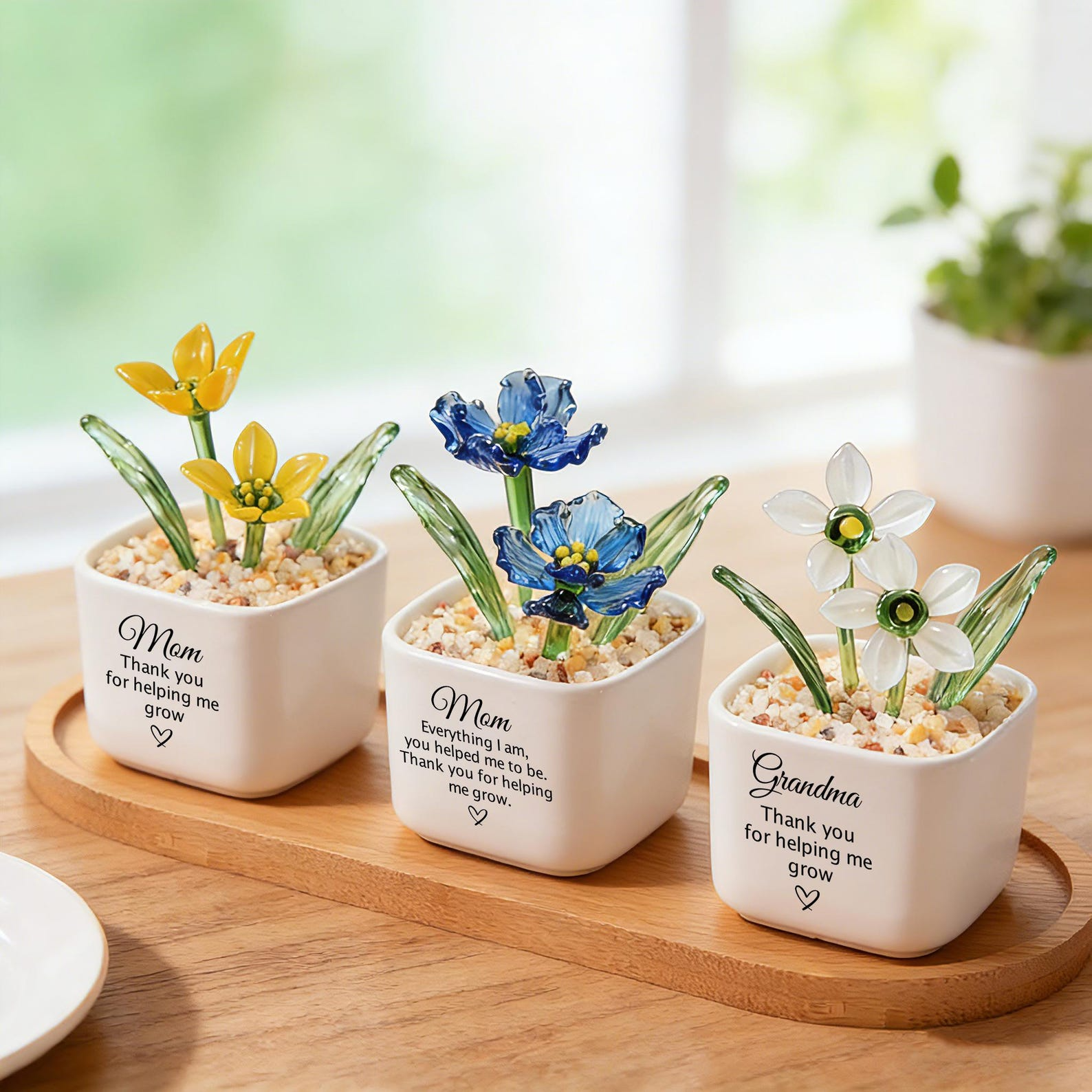 Custom Birth Month Glass Flower Pot Handmade Gift for Mom or Grandma Personalized Birth Flower Gift Mother's Day Gift