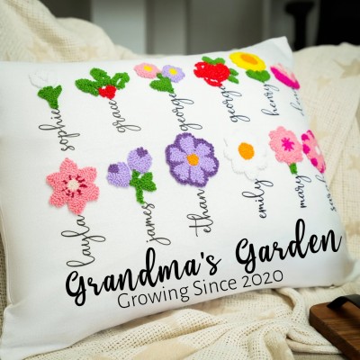 Personalized Mom/Grandma Birthflower Pillow Family Name Pillow Gift for Mother's Day